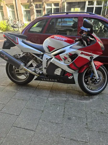 Yamaha YZF-R6 - foto 5