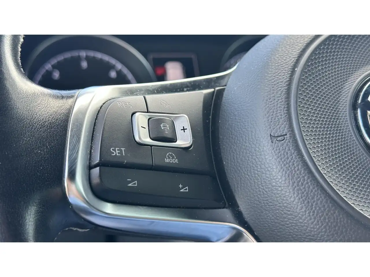 Volkswagen Golf Standard Model — photo 13