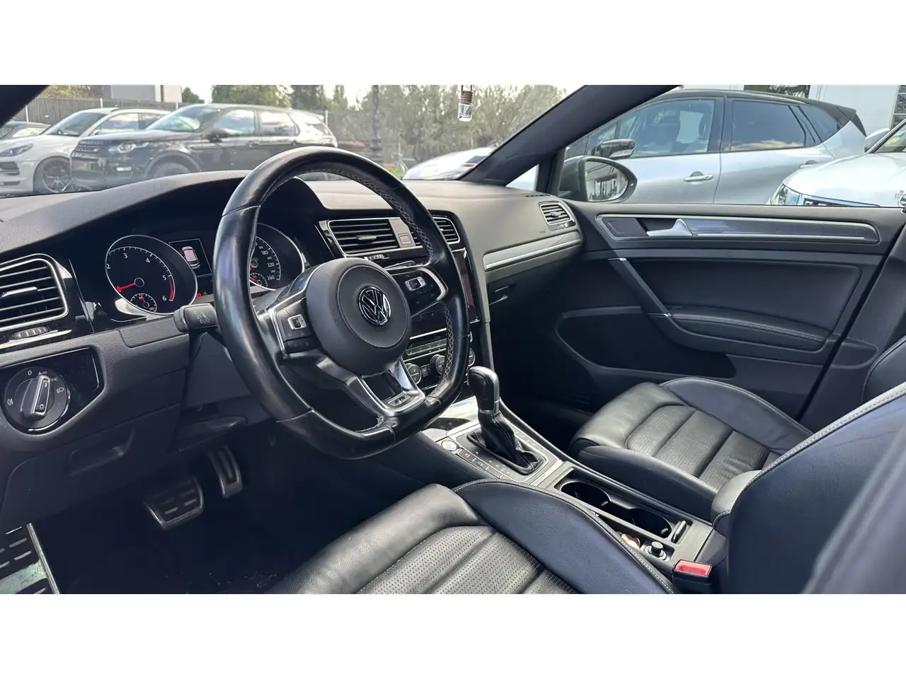 Volkswagen Golf Standard Model — photo 8