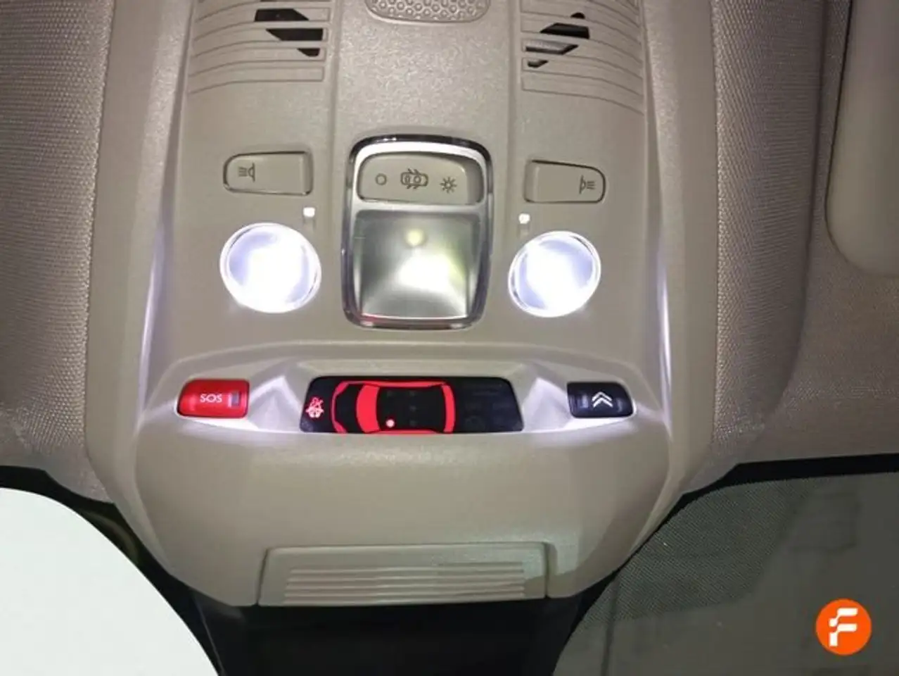 Citroen C5 Aircross HYBRID 100kW (136CV) e-DCS6 Max — معرض صور السيارة 27