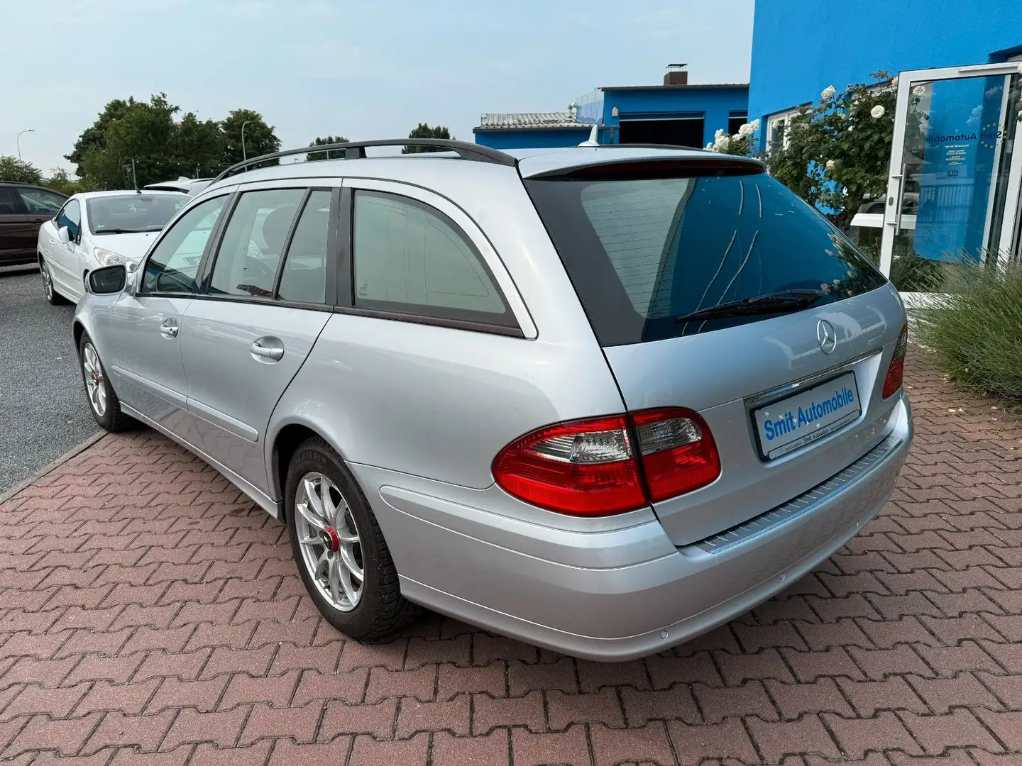 Mercedes-Benz E 200 E -Klasse T-Modell E 200 T Kompressor Argintiu - 2