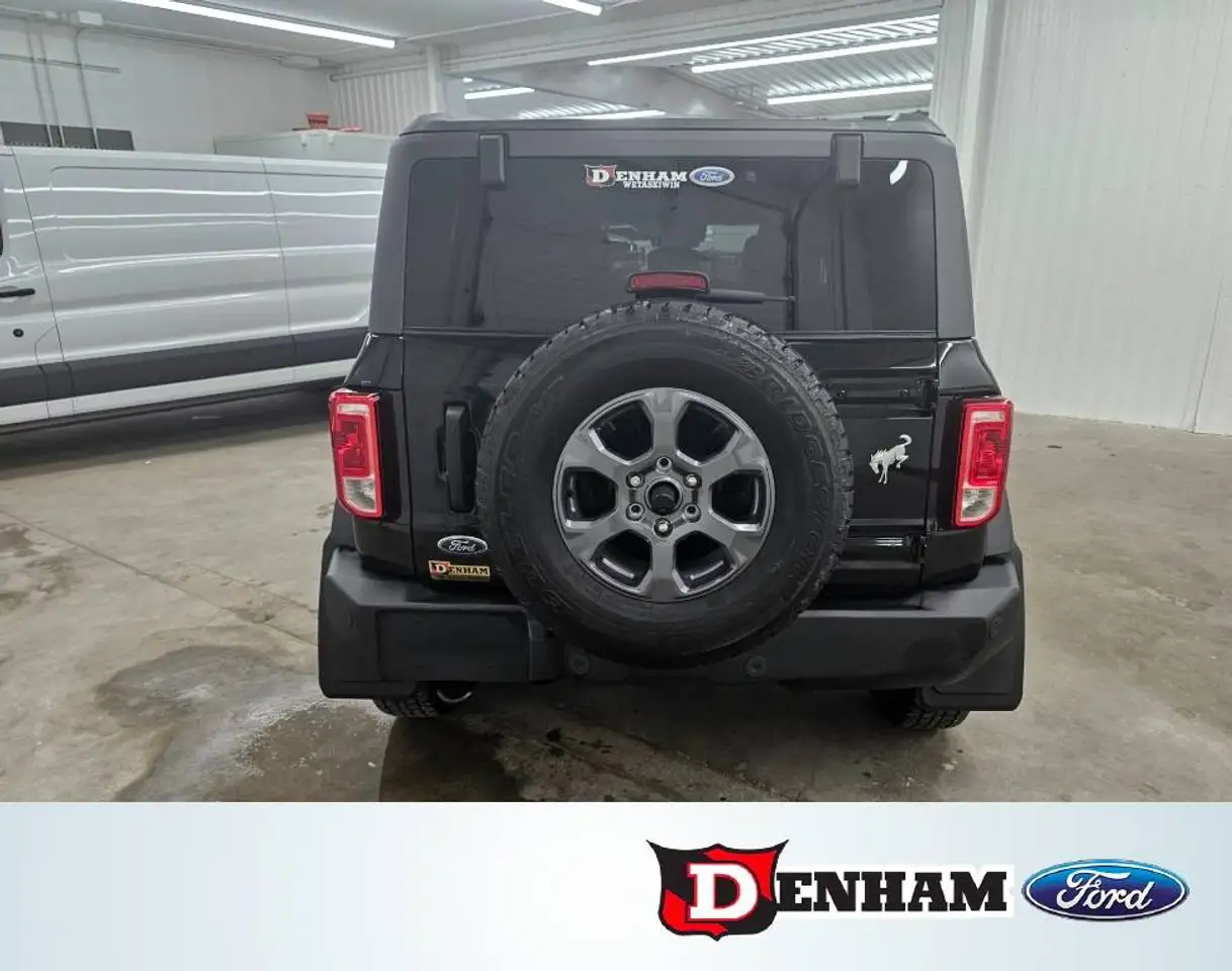 Ford Bronco снимка Ford Bronco