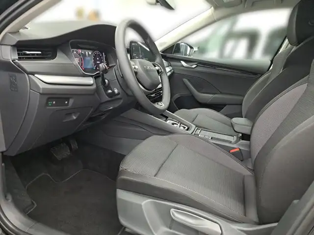 Skoda Octavia view 9