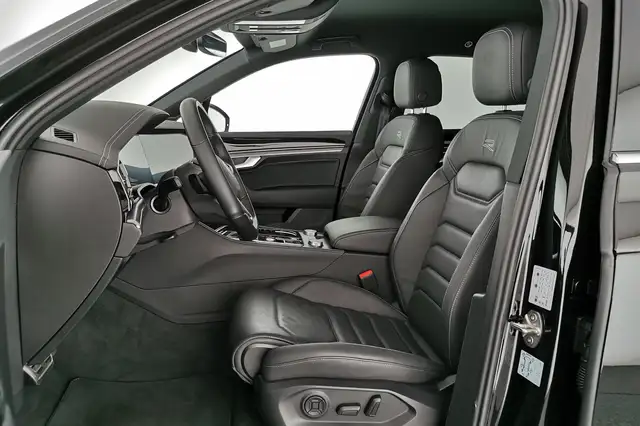 Volkswagen Touareg 3.0 V6 R-Line 4Mo|IQ.DRIVE|HUD|Luft|AHK 3xKlima AC Ansicht 8