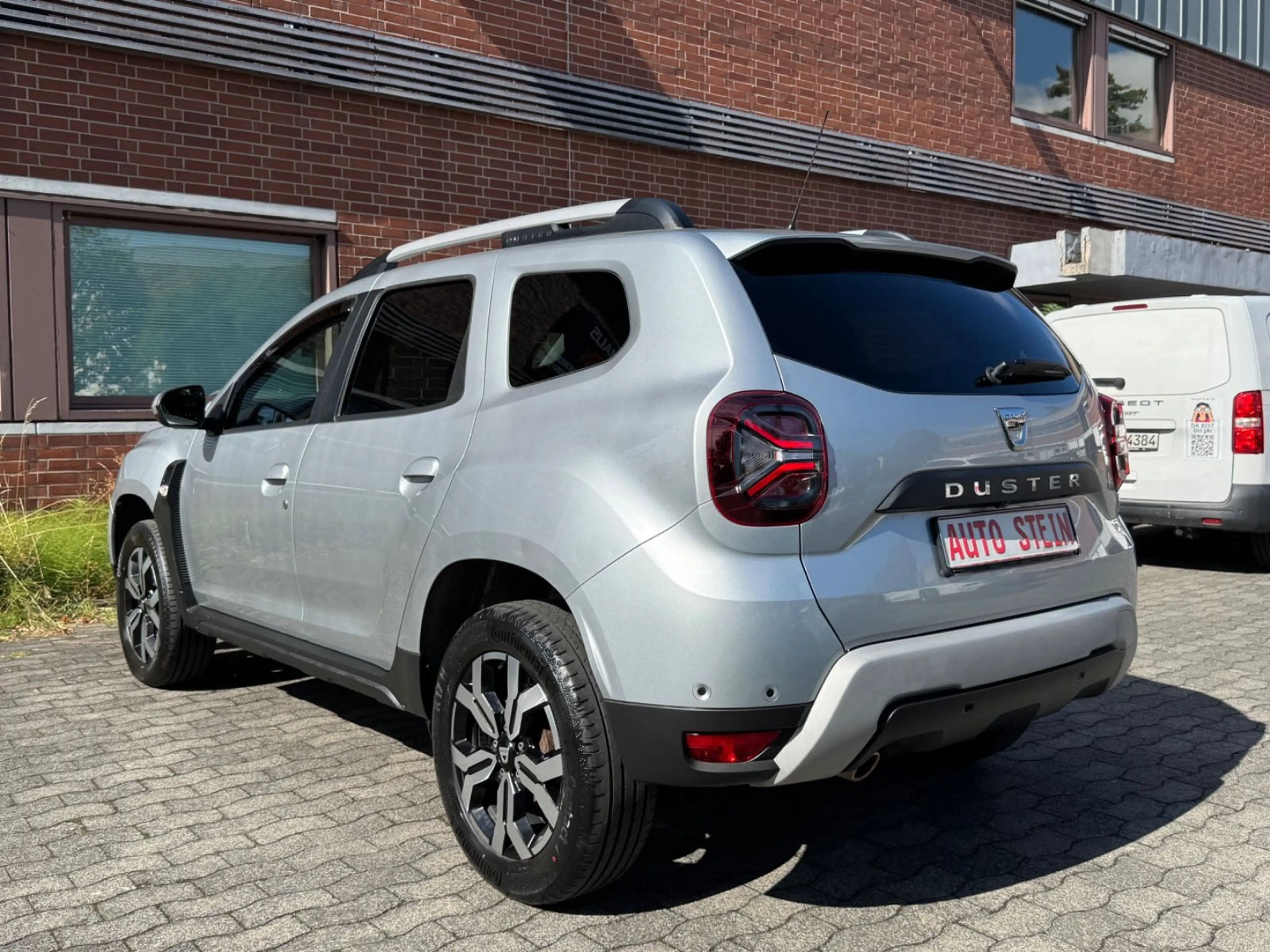 Dacia Duster II Prestige+ *360°*NAVI*SHZ*LPG*TEMPO* — photo 7