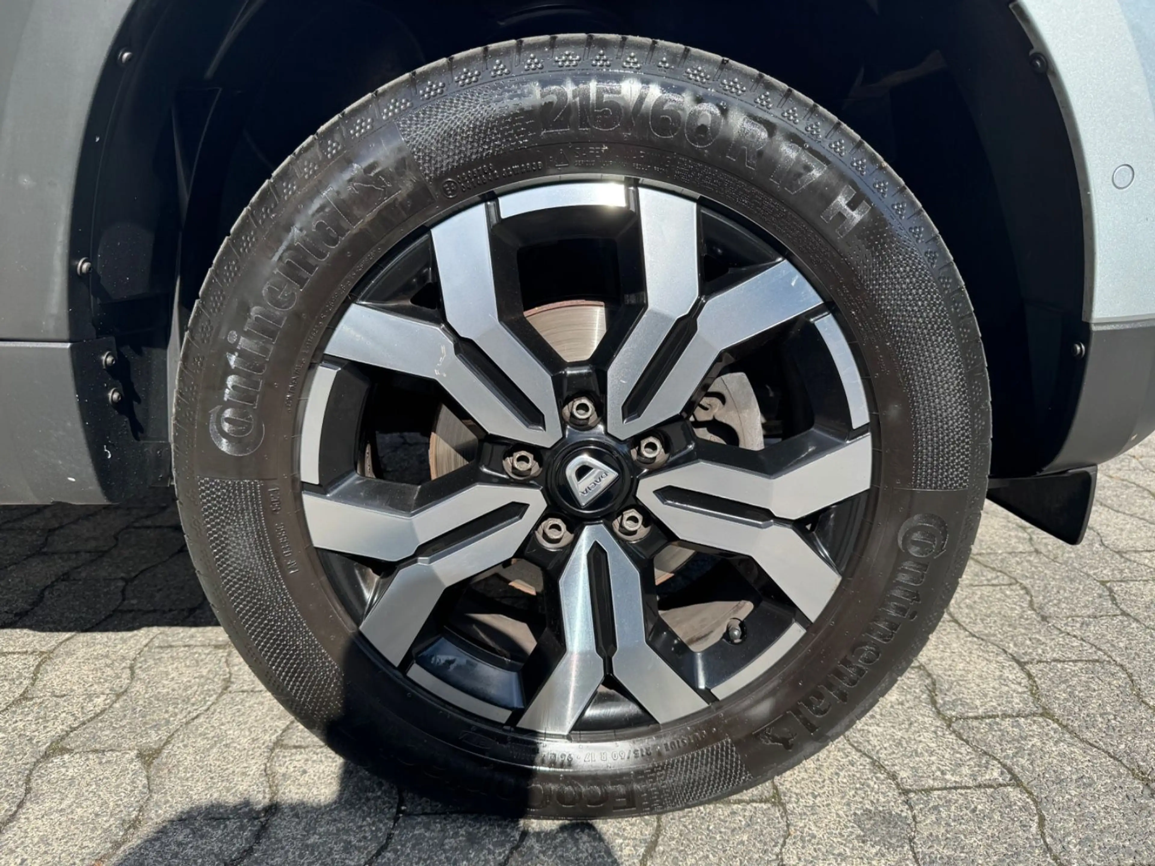 Dacia Duster II Prestige+ *360°*NAVI*SHZ*LPG*TEMPO* — photo 15