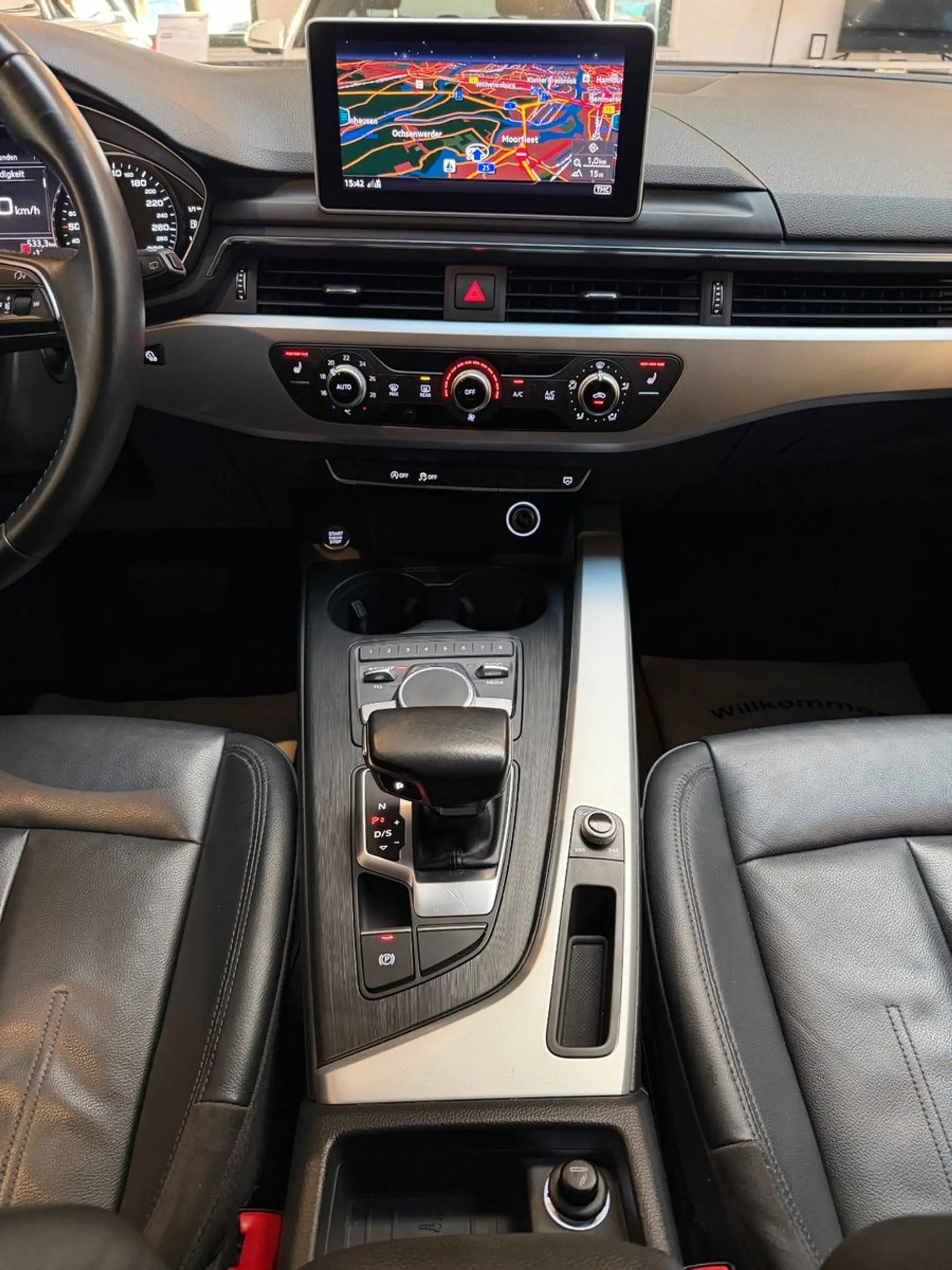 Audi A4 Avant 2.0 TDI S-tronic LEDER/XEN/NAV/ASISST+ — photo 12