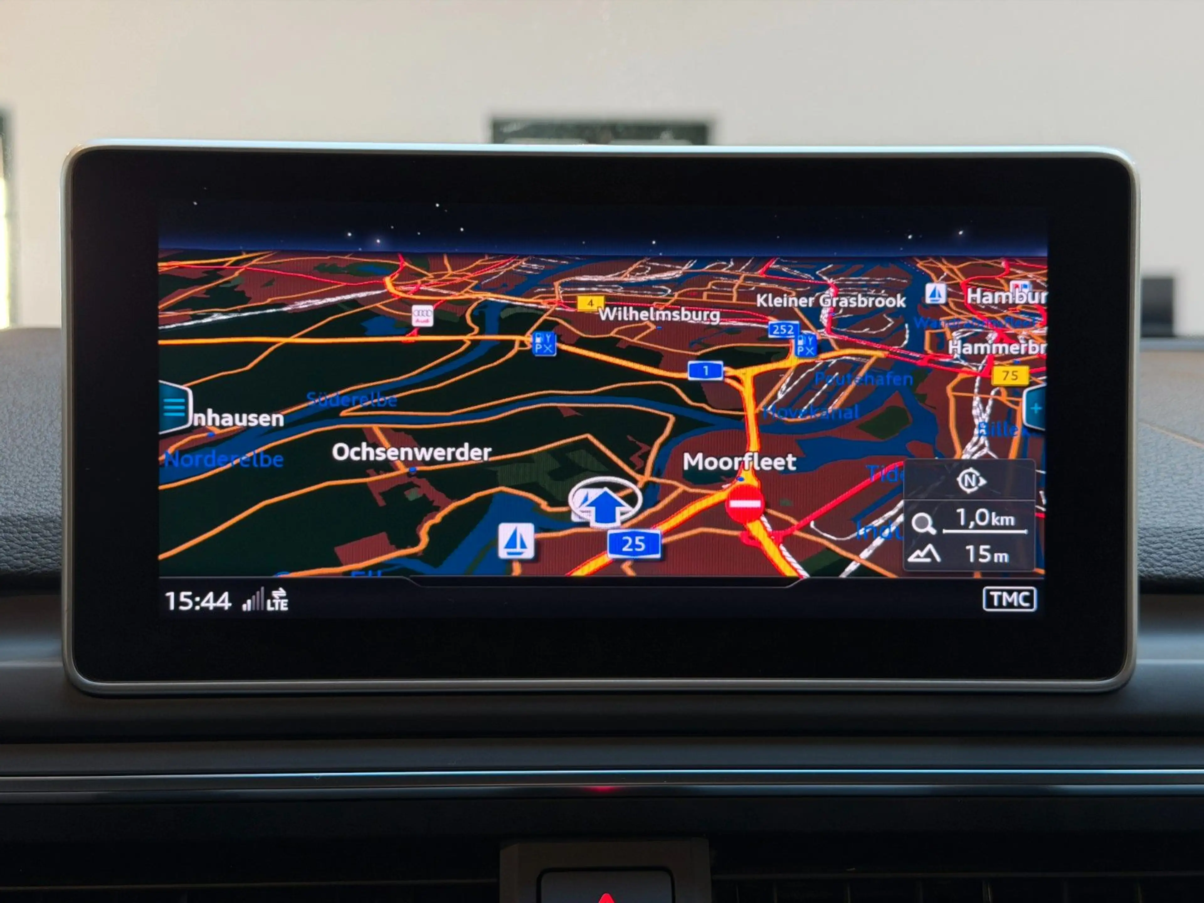 Audi A4 Avant 2.0 TDI S-tronic LEDER/XEN/NAV/ASISST+ — photo 13