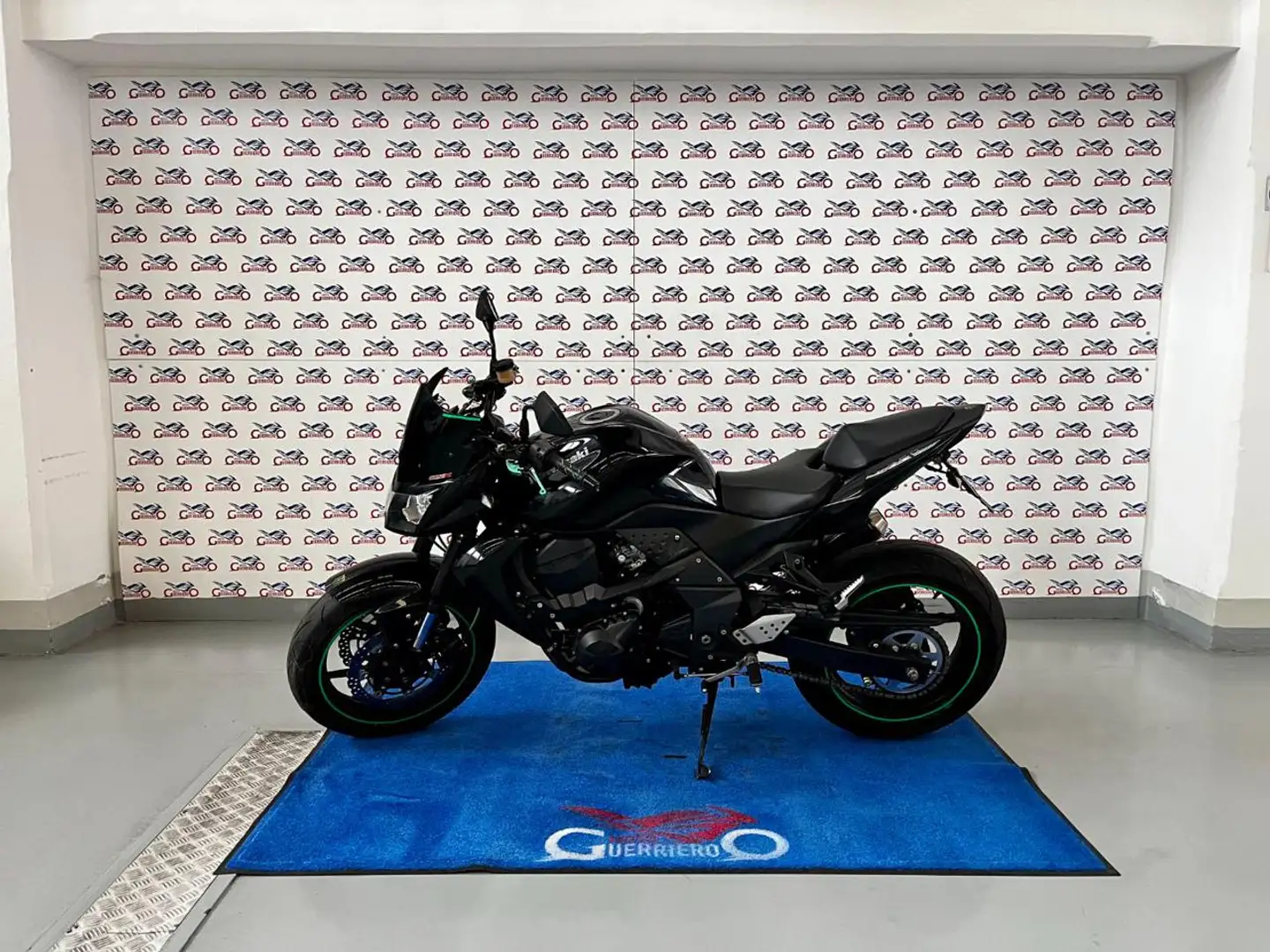 Kawasaki Z 750 Garantita e Finanziabile Nero - 1