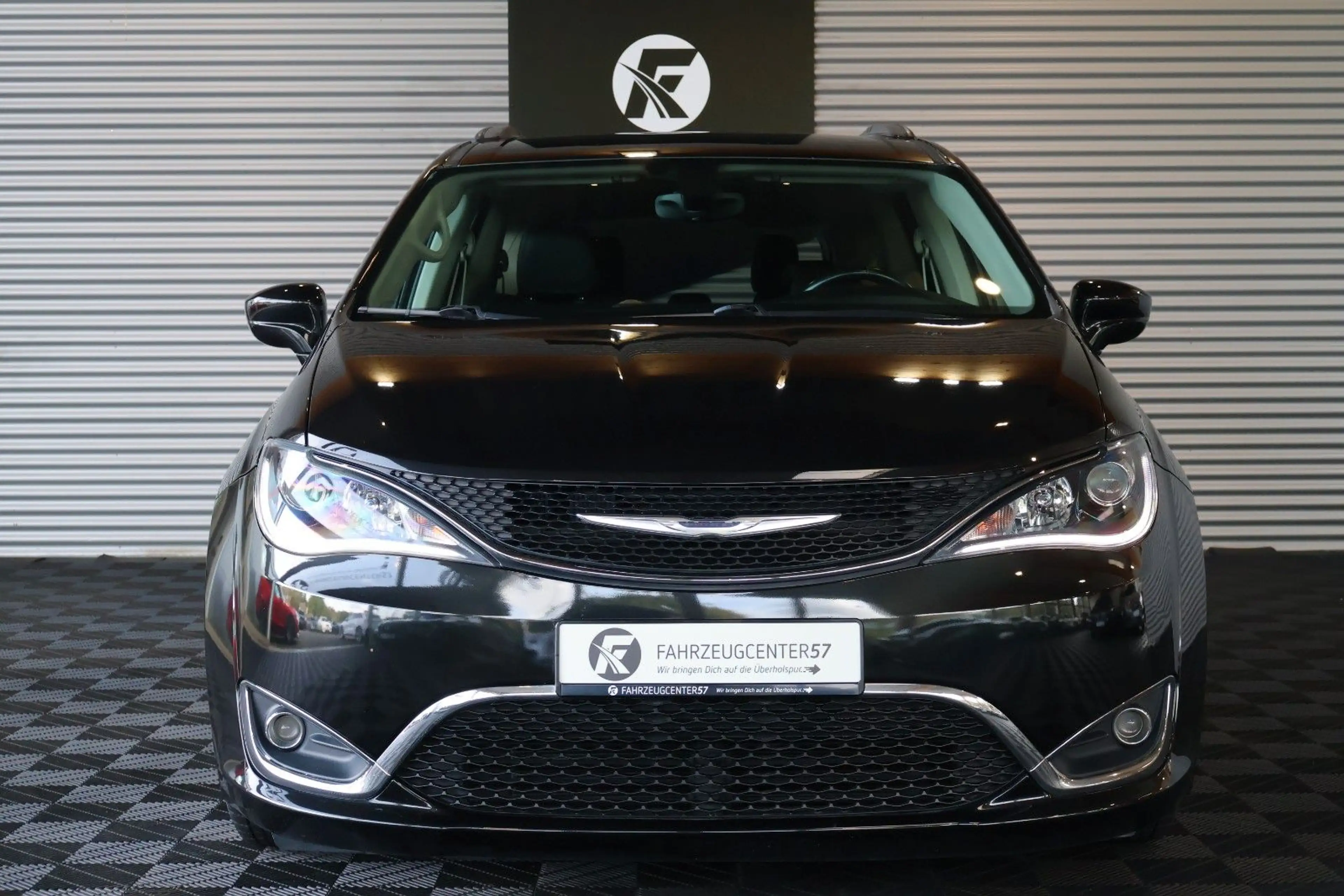 Chrysler Pacifica 3.6L V6/KAMERA/TOTW/PDC/7-SITZER — photo 4