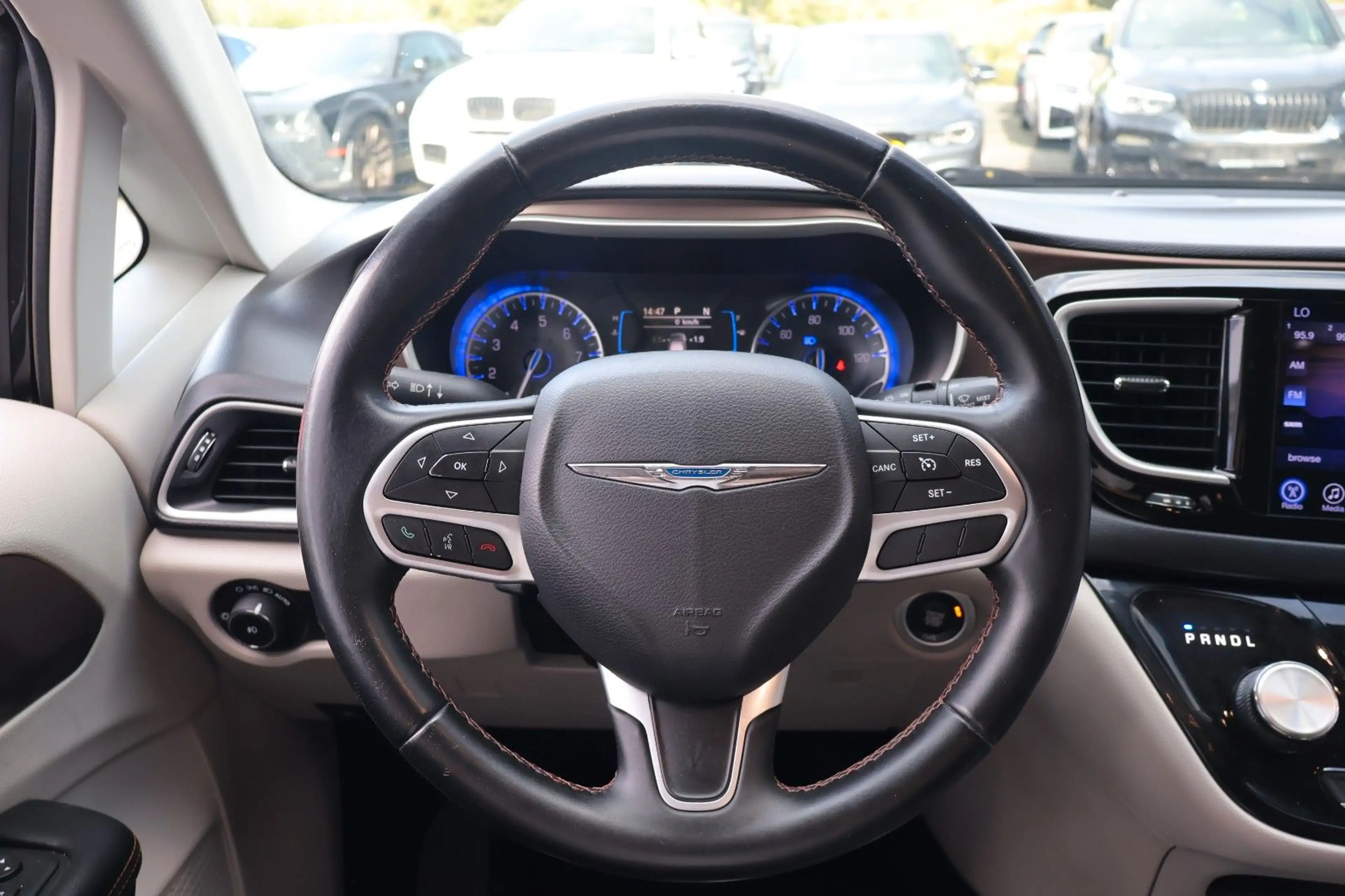 Chrysler Pacifica 3.6L V6/KAMERA/TOTW/PDC/7-SITZER — photo 14