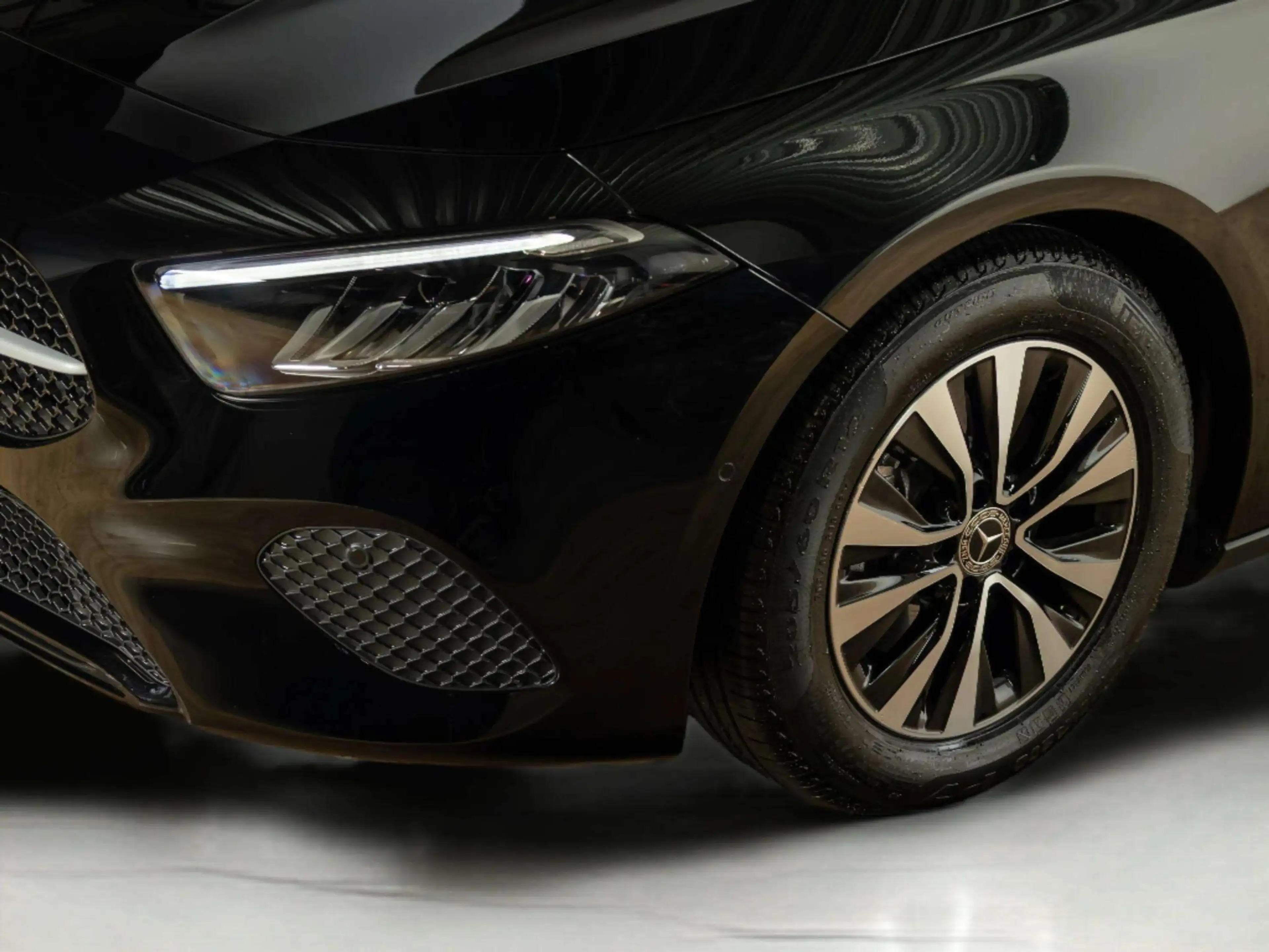 Mercedes-Benz A 180 Hatchback Star Edition — photo 6