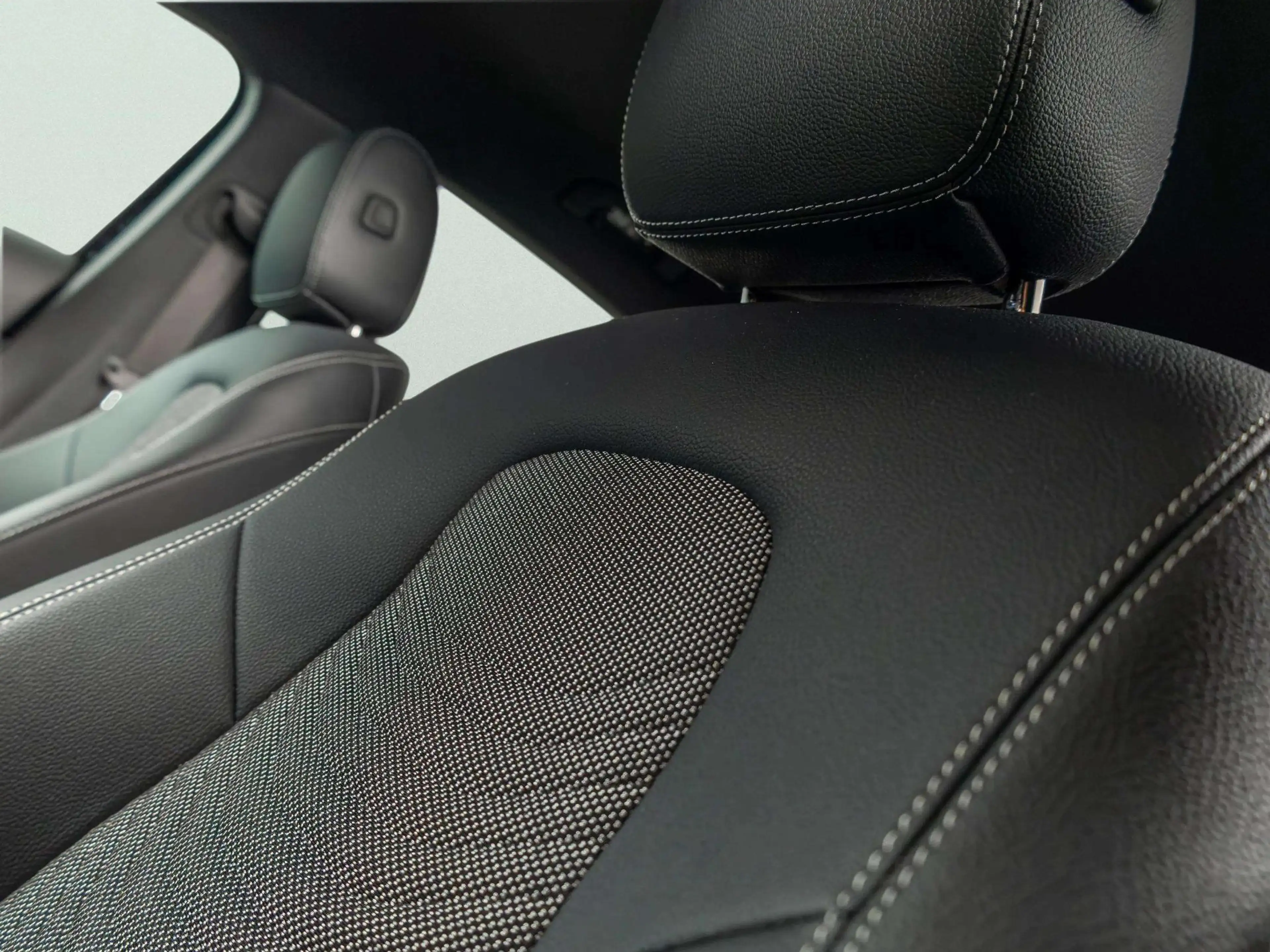 Mercedes-Benz A 180 Hatchback Star Edition — photo 10