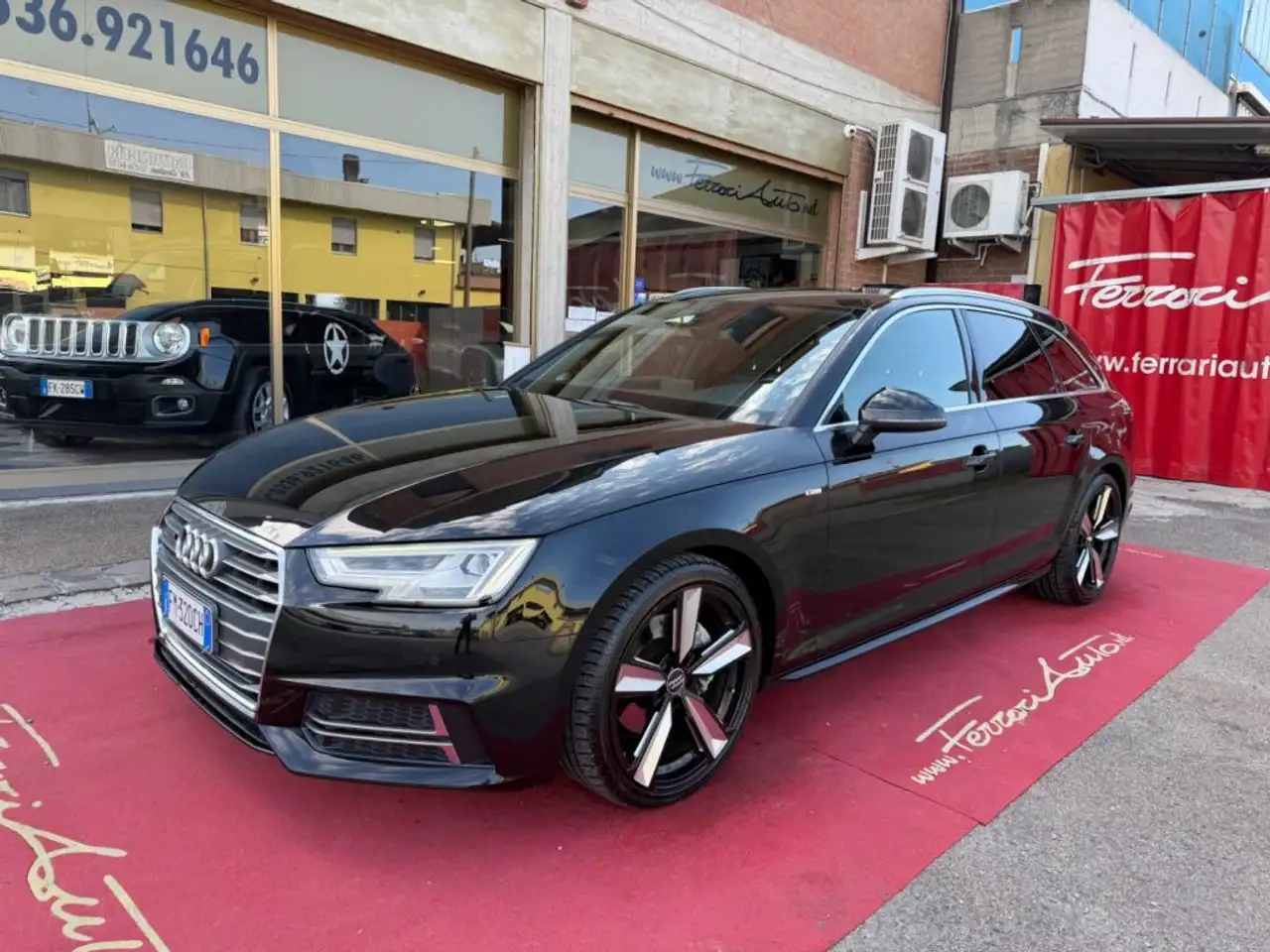 Audi A4 Avant 3.0 TDI quattro S tronic S Line — photo 1 of 15