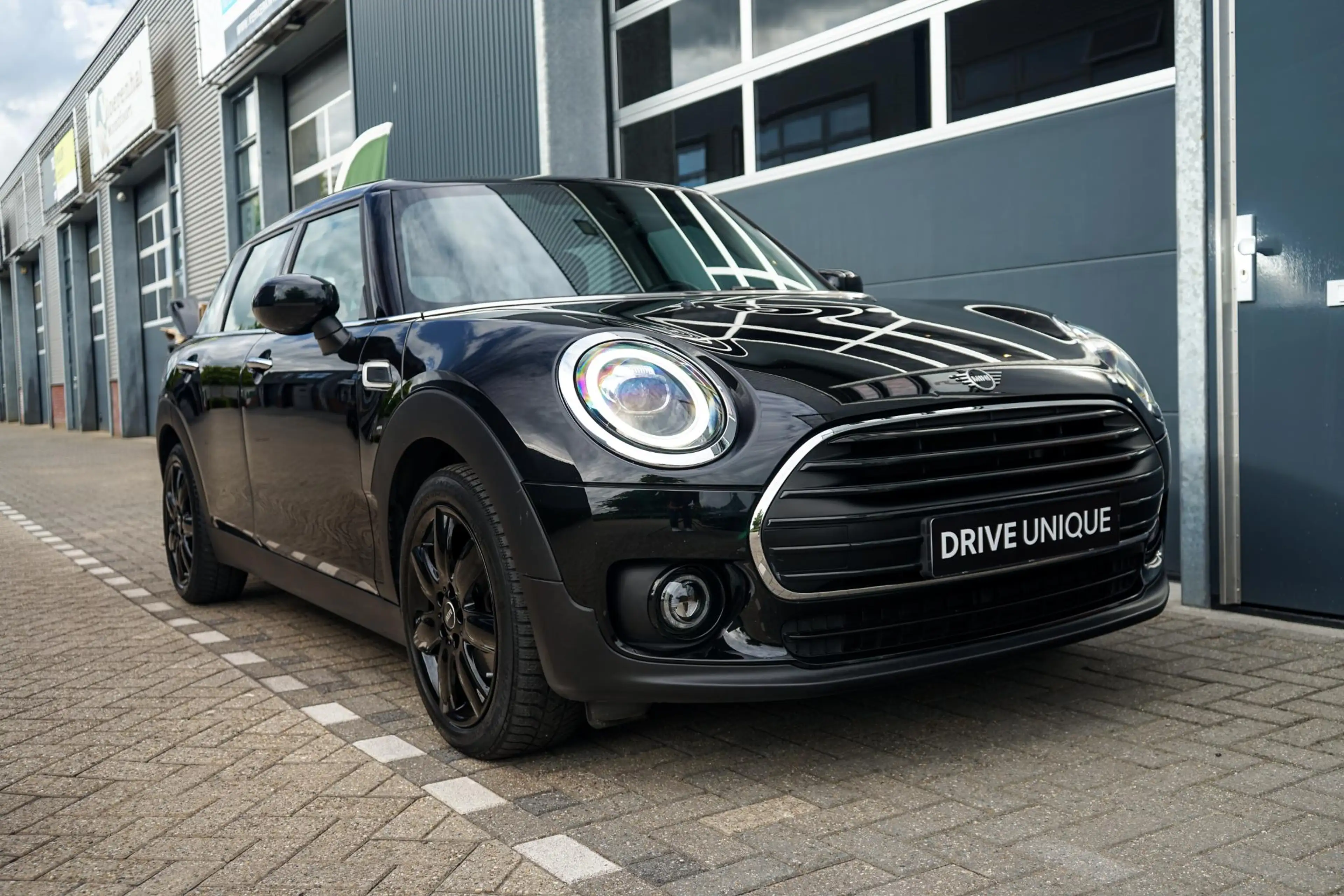 MINI Cooper Clubman 1.5 Business Pakket — photo 8