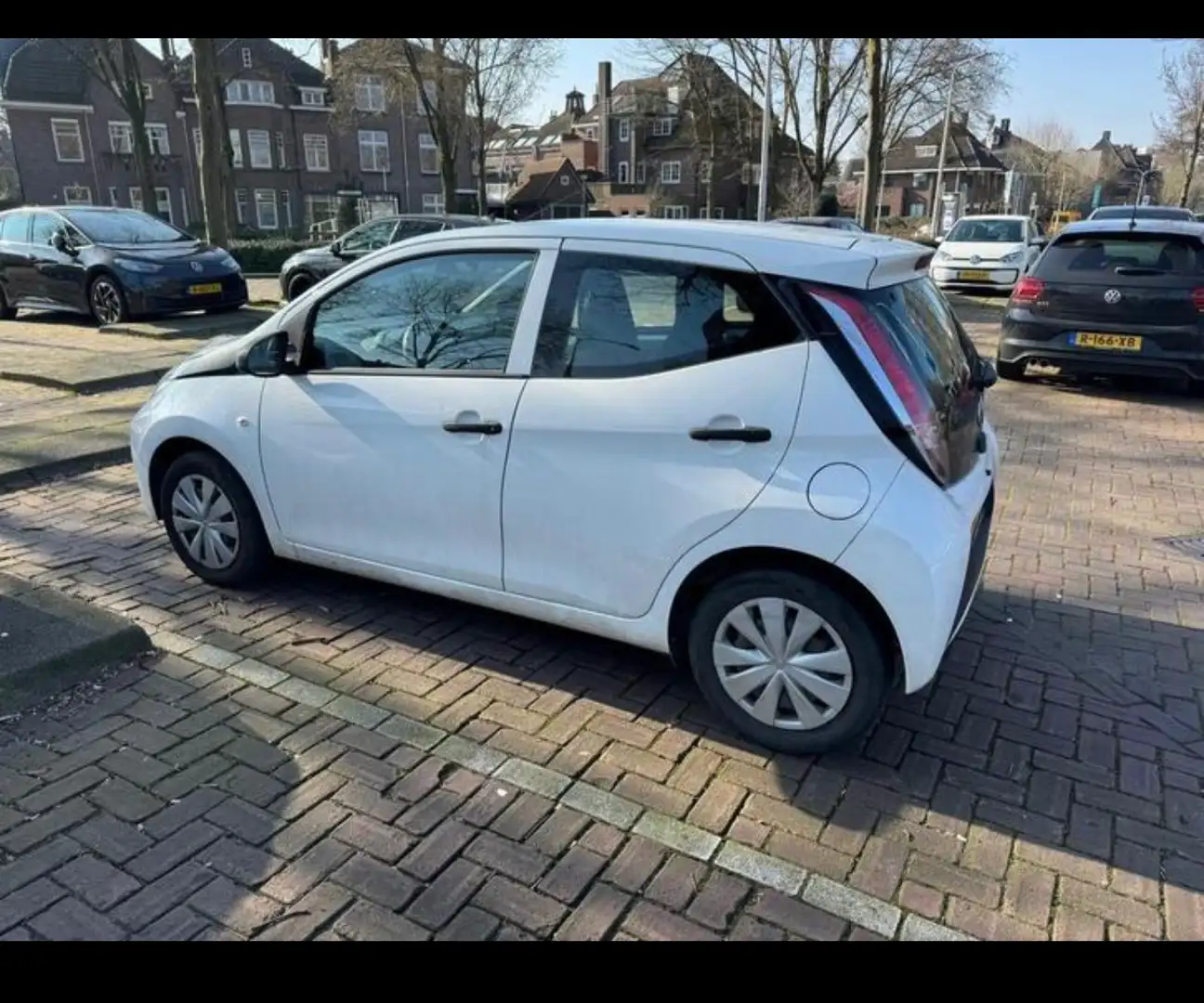 Toyota Aygo Aygo 1.0 VVT-i x-now Blanc - 2