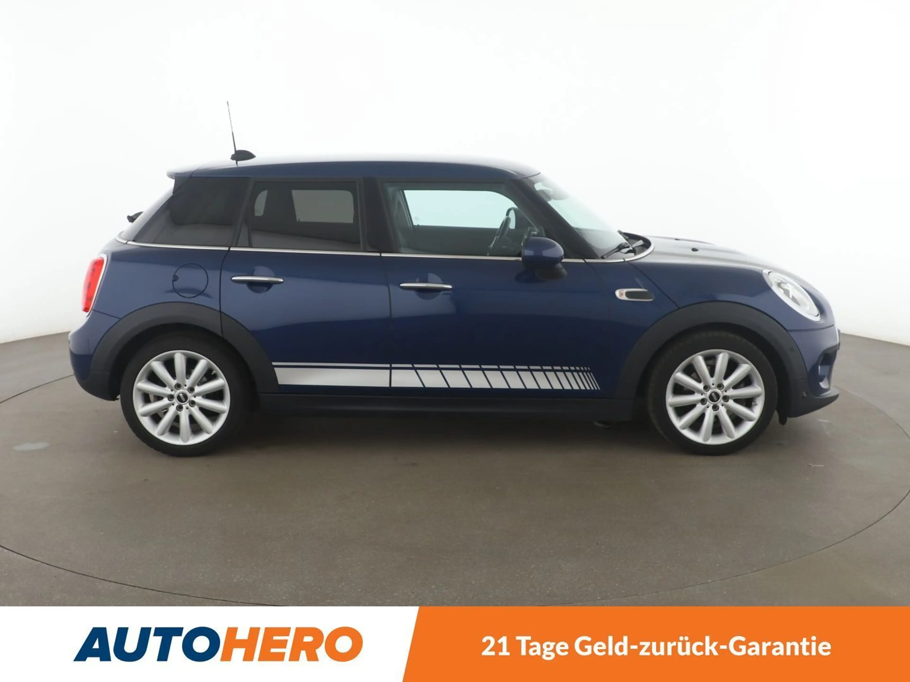 MINI Cooper D Cooper D*TEMPO*NAVI*PDC*SHZ*ALU* — photo 7