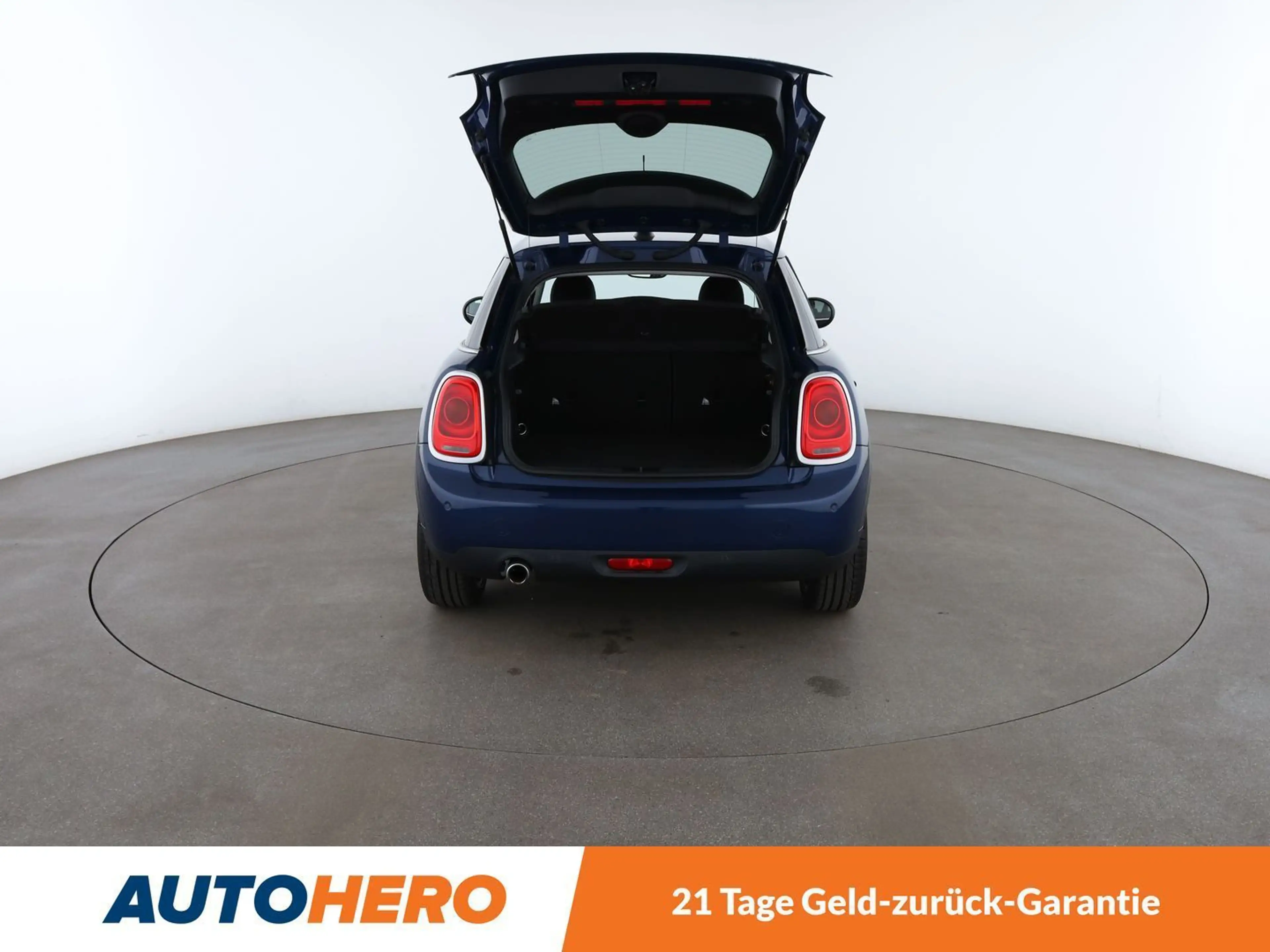 MINI Cooper D Cooper D*TEMPO*NAVI*PDC*SHZ*ALU* — photo 10