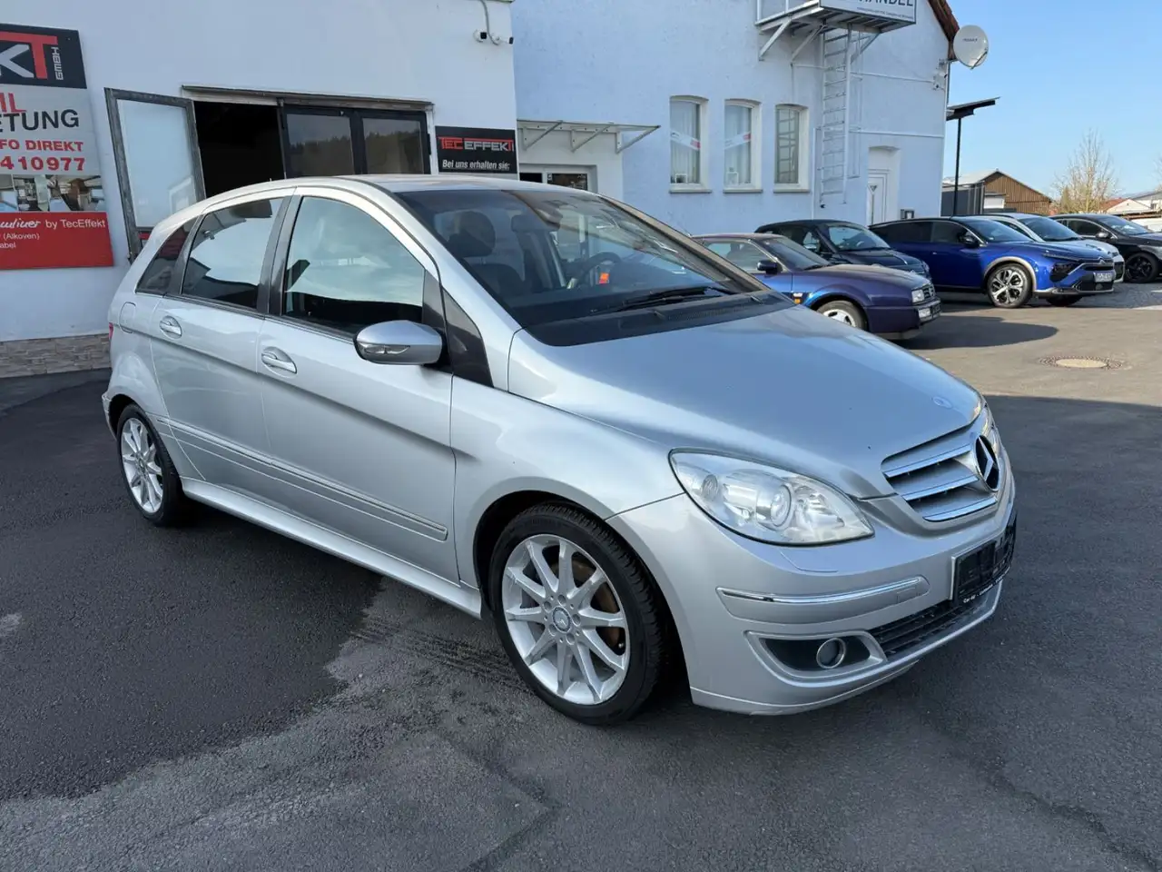 Mercedes-Benz B 200