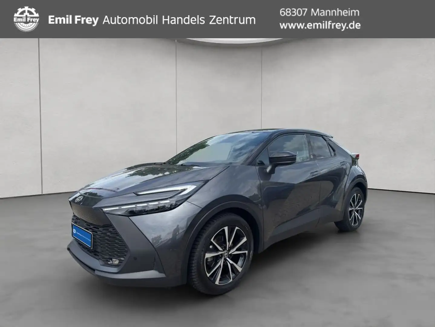 Toyota C-HR 1.8 Hybrid Team Deutschland Grau - 1