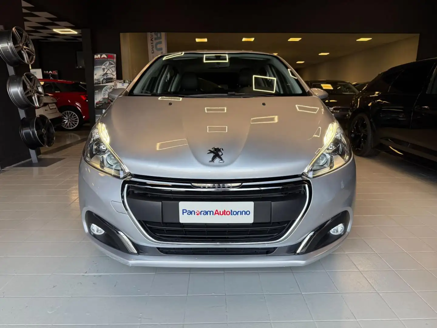 Peugeot 208 1° serie PureTech 82 5p. GPL Active Argento - 2