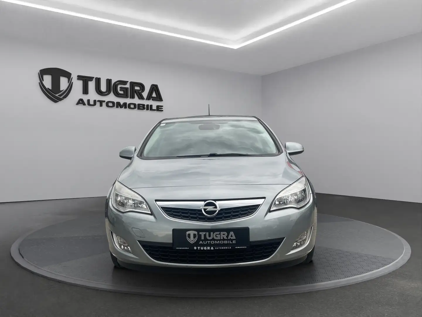Opel Astra Design Edition Grau - 1