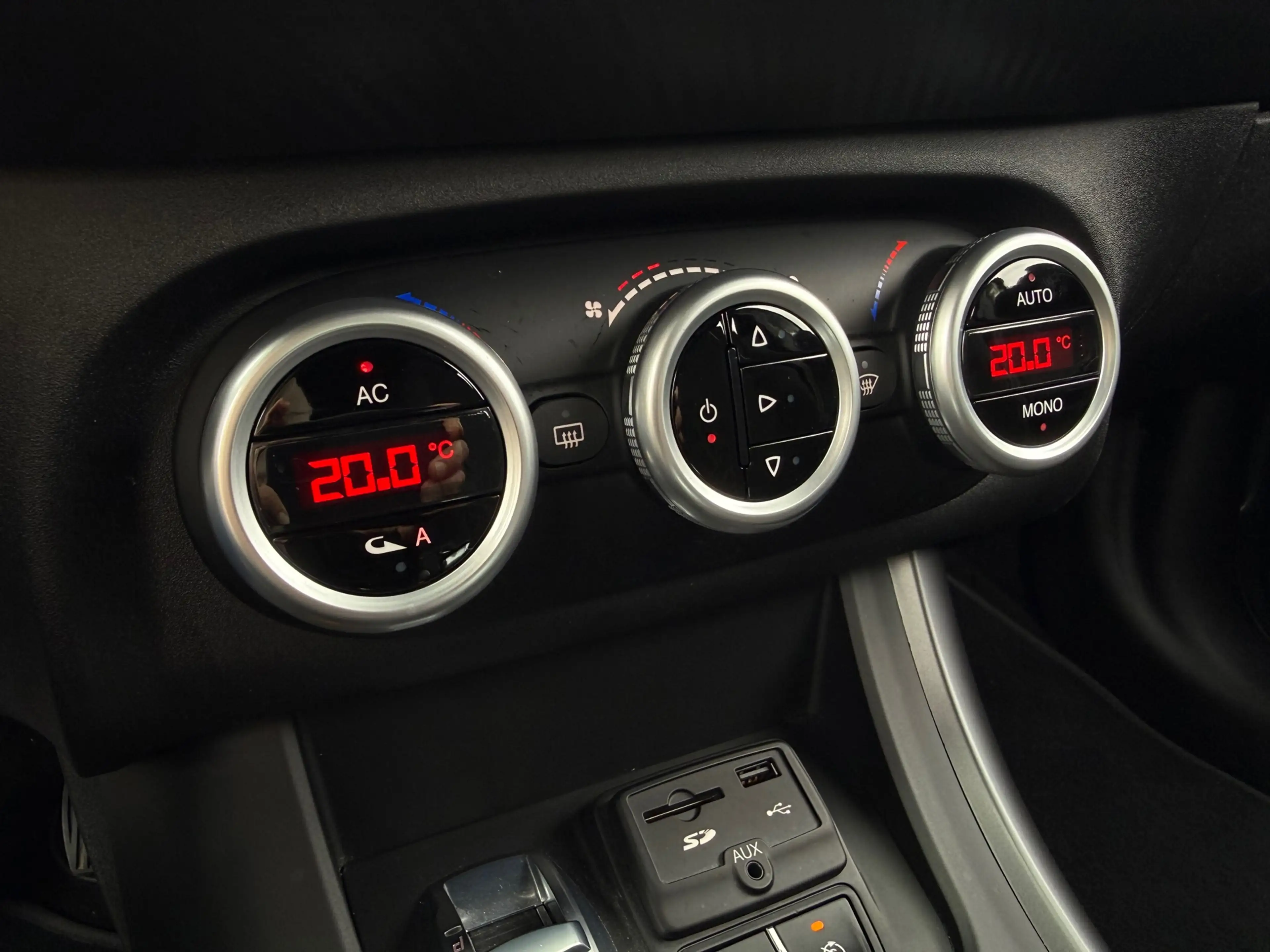 Alfa Romeo Giulietta 1.4 T Sprint Automaat | 1e Eigenaar | Navi | Clima — photo 11