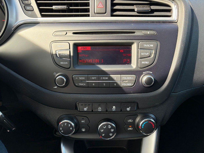 Kia Ceed / cee'd Ceed 1.4 ED7 *PDC*Sitzheizung*Bluetooth* — photo 14