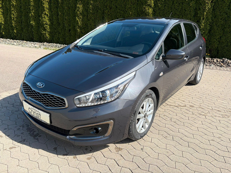 Kia Ceed / cee'd Ceed 1.4 ED7 *PDC*Sitzheizung*Bluetooth* — photo 2
