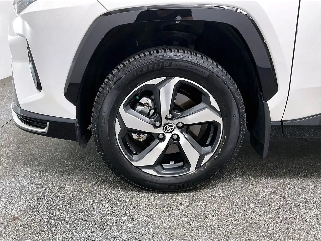 Toyota RAV 4 Prime fotografie Toyota RAV 4 Prime