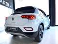 Volkswagen T-Roc 1.0 TSI Más Dark 85kW Wit - thumbnail 2