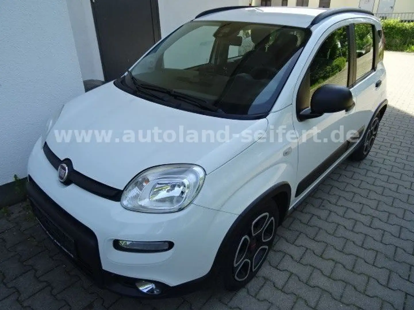 Fiat Panda 1,0 City Life/6-Gang/Klima/PDC/Sitzheizung Weiß - 1