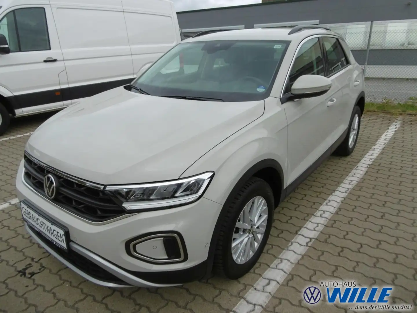 Volkswagen T-Roc 1.0 TSI Life Klima Einparkhilfe Sitzheizung Grijs - 1