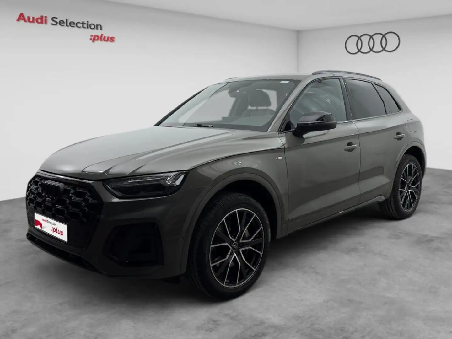 Audi Q5 Black Line 50 TFSIe quattro 220 kW (299 CV) S tron Gris - 1
