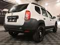 Dacia Duster Duster 1.6i 4x2 / PACK SPORT / GPS NAVI / A VOIR ! Weiß - thumbnail 5
