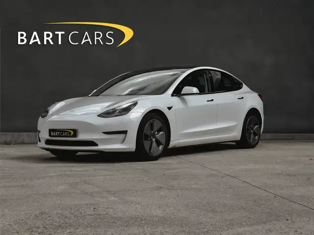 Tesla Model 3 Model 3 55 kWh Standard Plus