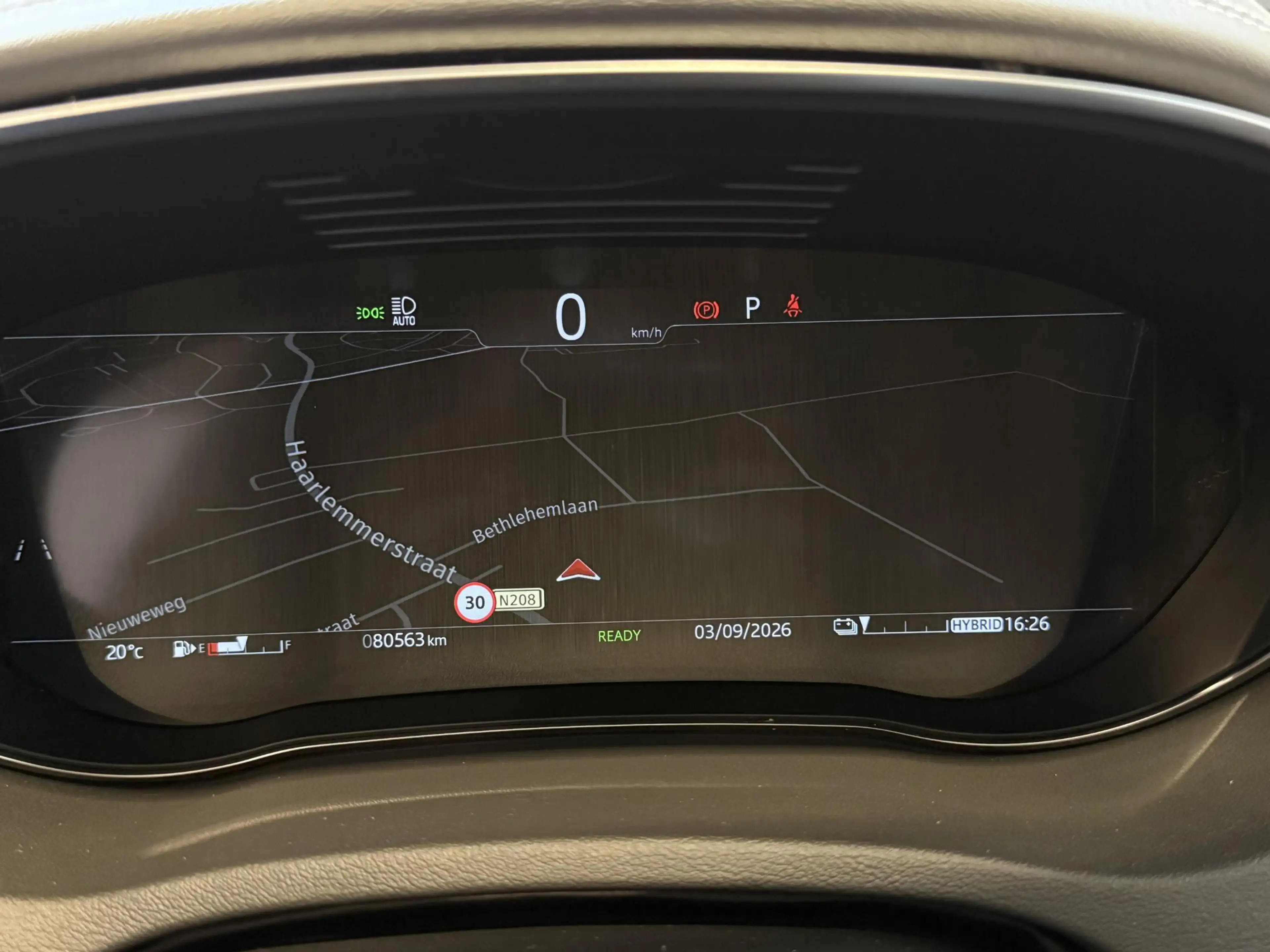 Jaguar E-Pace 1.5 P160 R-Dynamic S — photo 12