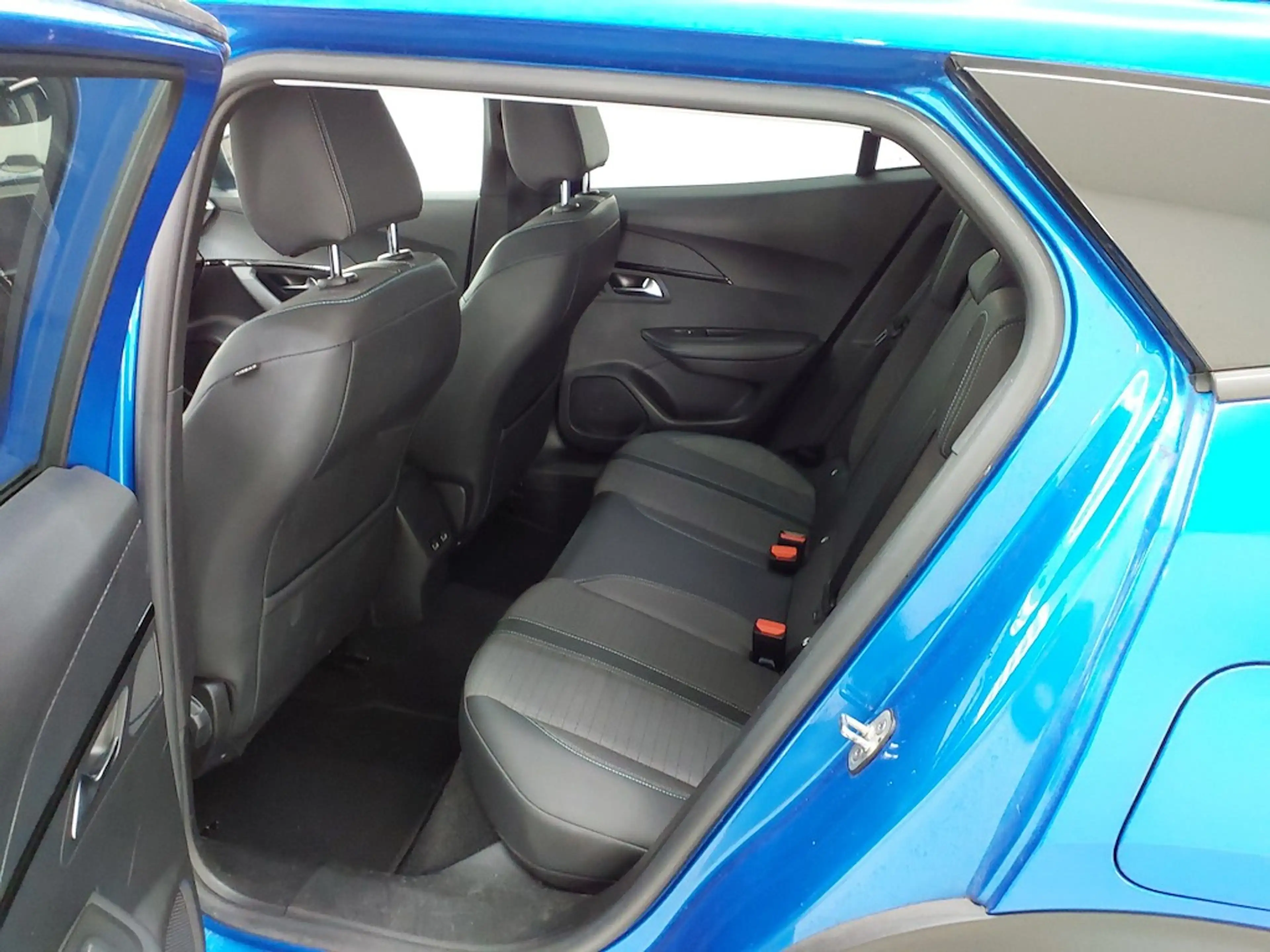 Peugeot 2008 1.2 PureTech Allure Pack 130PK! Cruise Control | A — photo 4