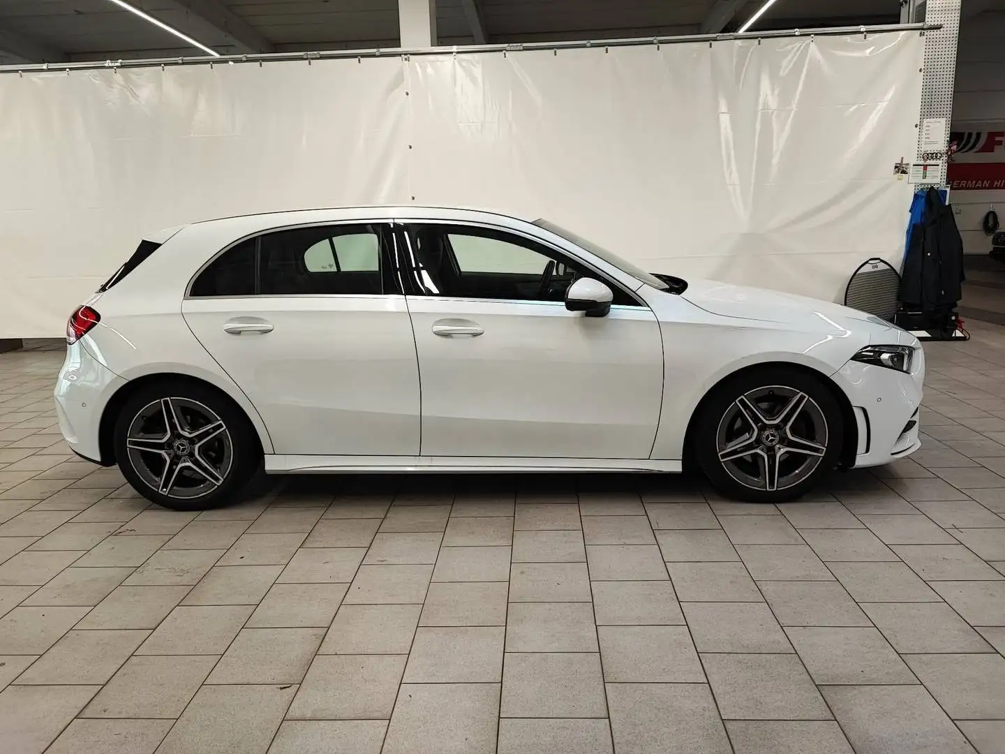 Mercedes-Benz A 200 A 200 d Automatic Premium Blanc - 2