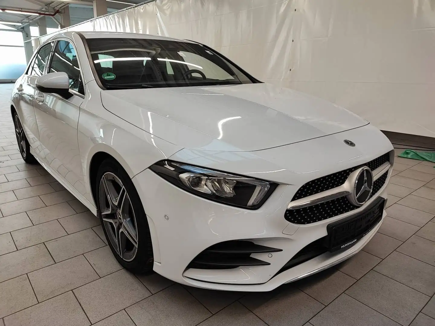 Mercedes-Benz A 200 A 200 d Automatic Premium Blanc - 1