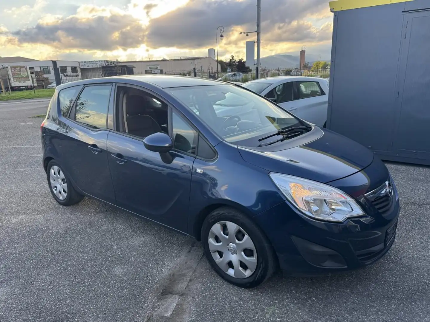 Opel Meriva II 1.4 Turbo Twinport 120ch Enjoy Bleu - 2