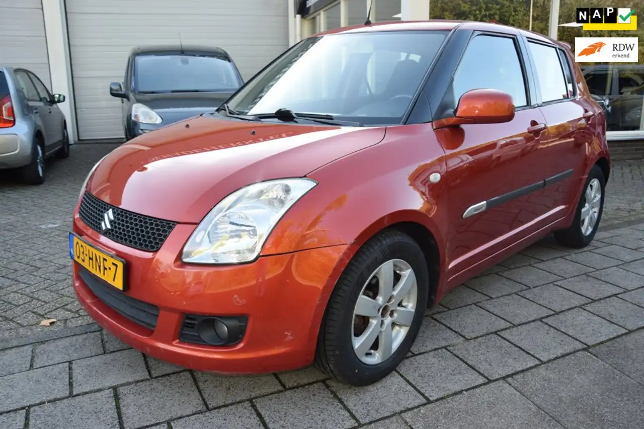 Suzuki Swift 1.3 Bandit — photo 1 of 11