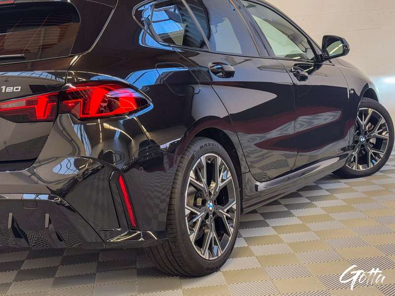 Photo du véhicule BMW 120