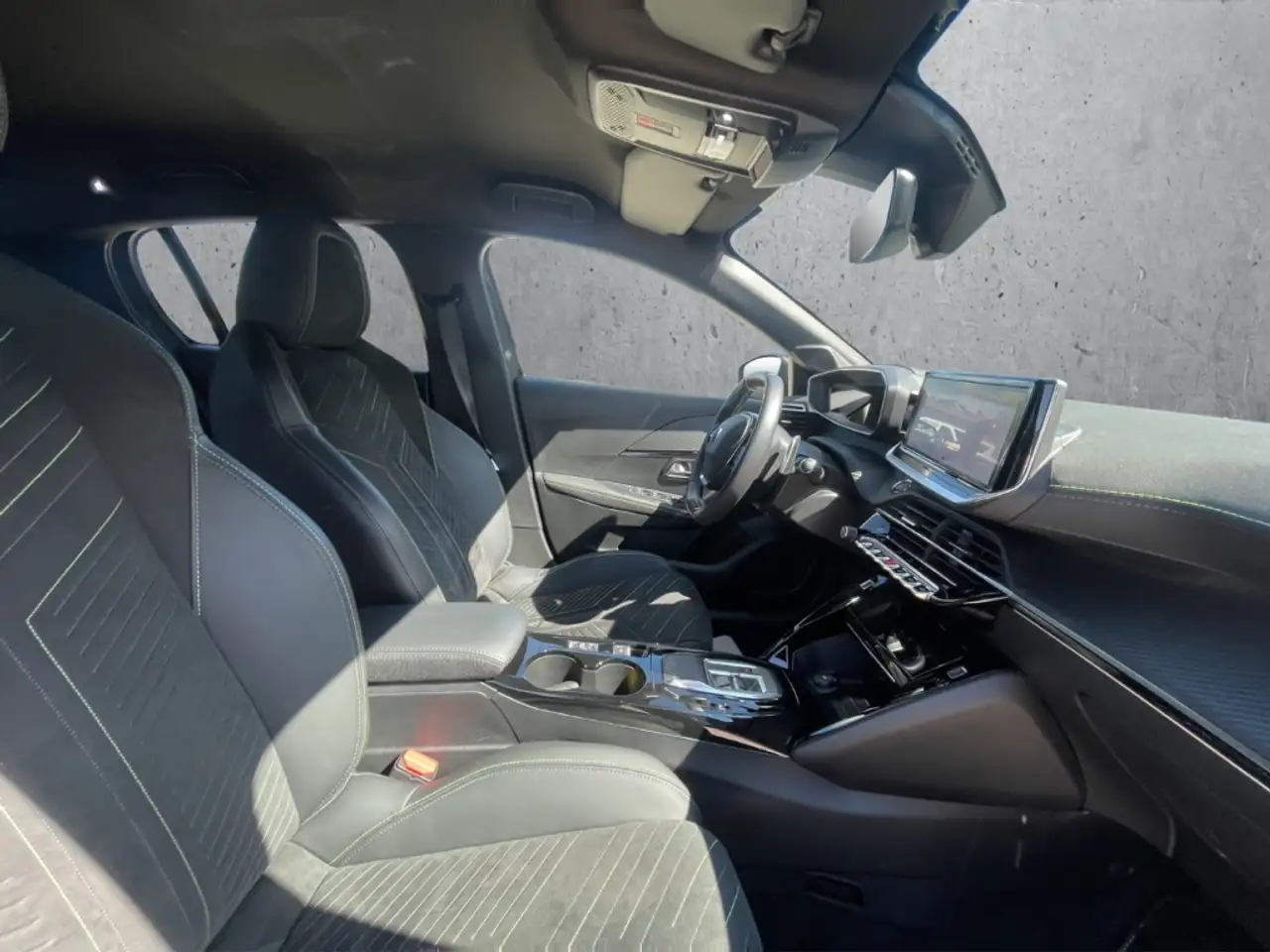 Peugeot 208 GT HYBRID 100 e-DSC6 LED CarPlay Kamera El.Stiz, миниатюра 13