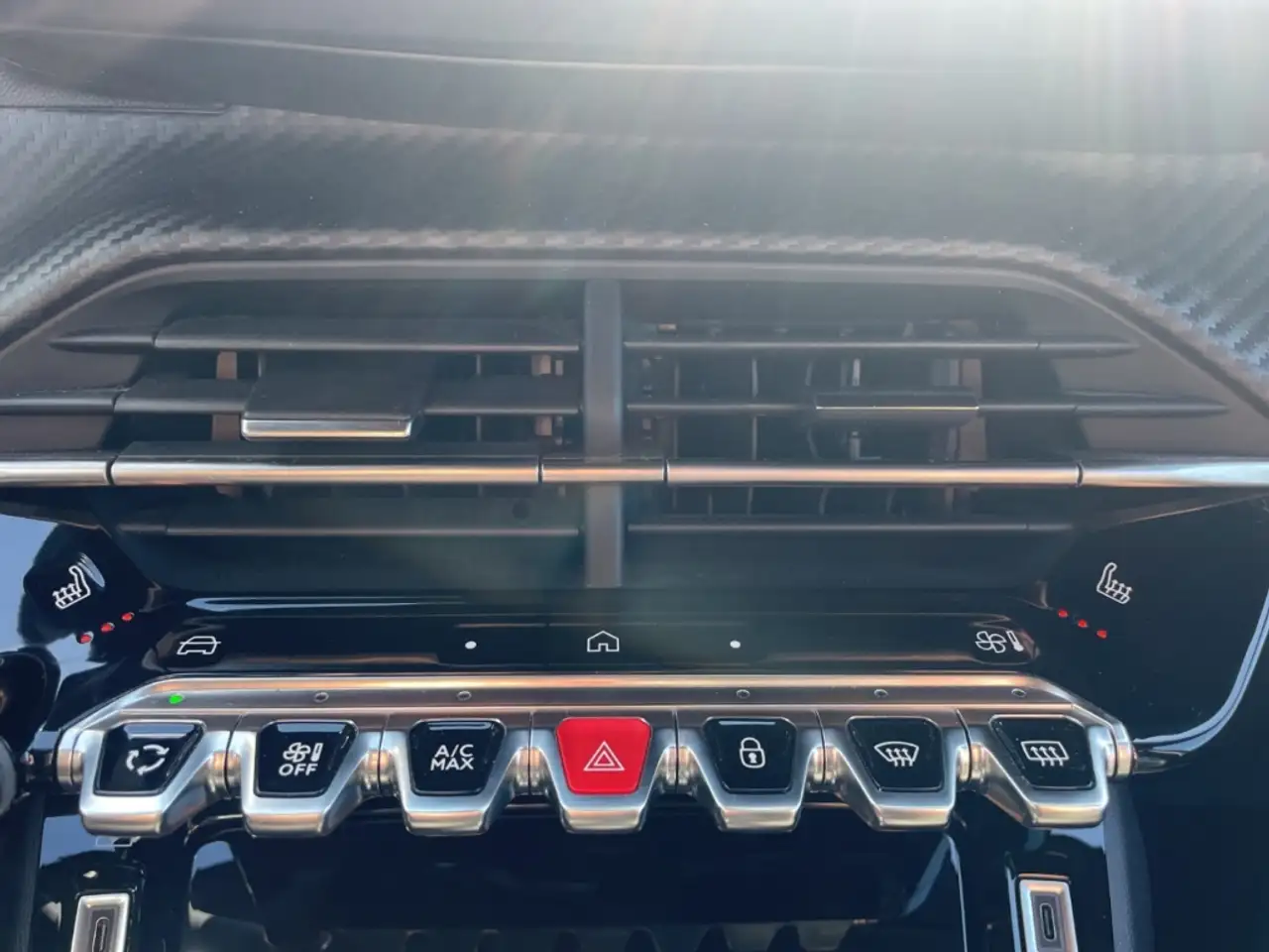 Peugeot 208 GT HYBRID 100 e-DSC6 LED CarPlay Kamera El.Stiz, миниатюра 17