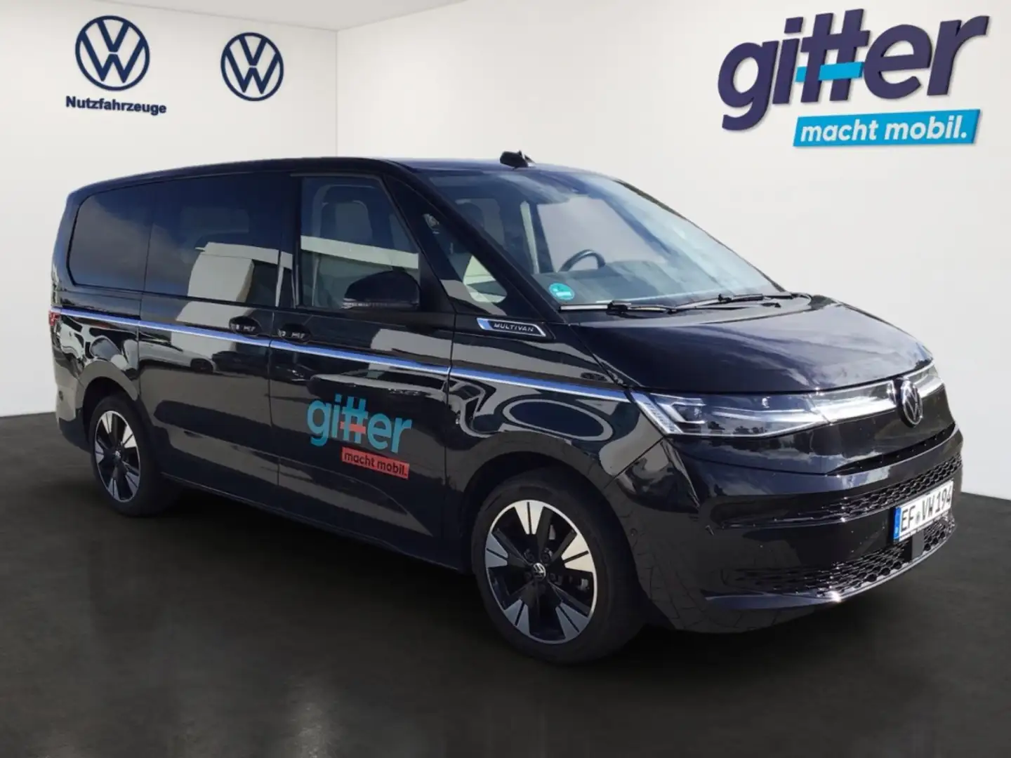 Volkswagen T7 Multivan Style lang 2.0 TDI EU6e HUD AHK-klappbar Panorama Schwarz - 2