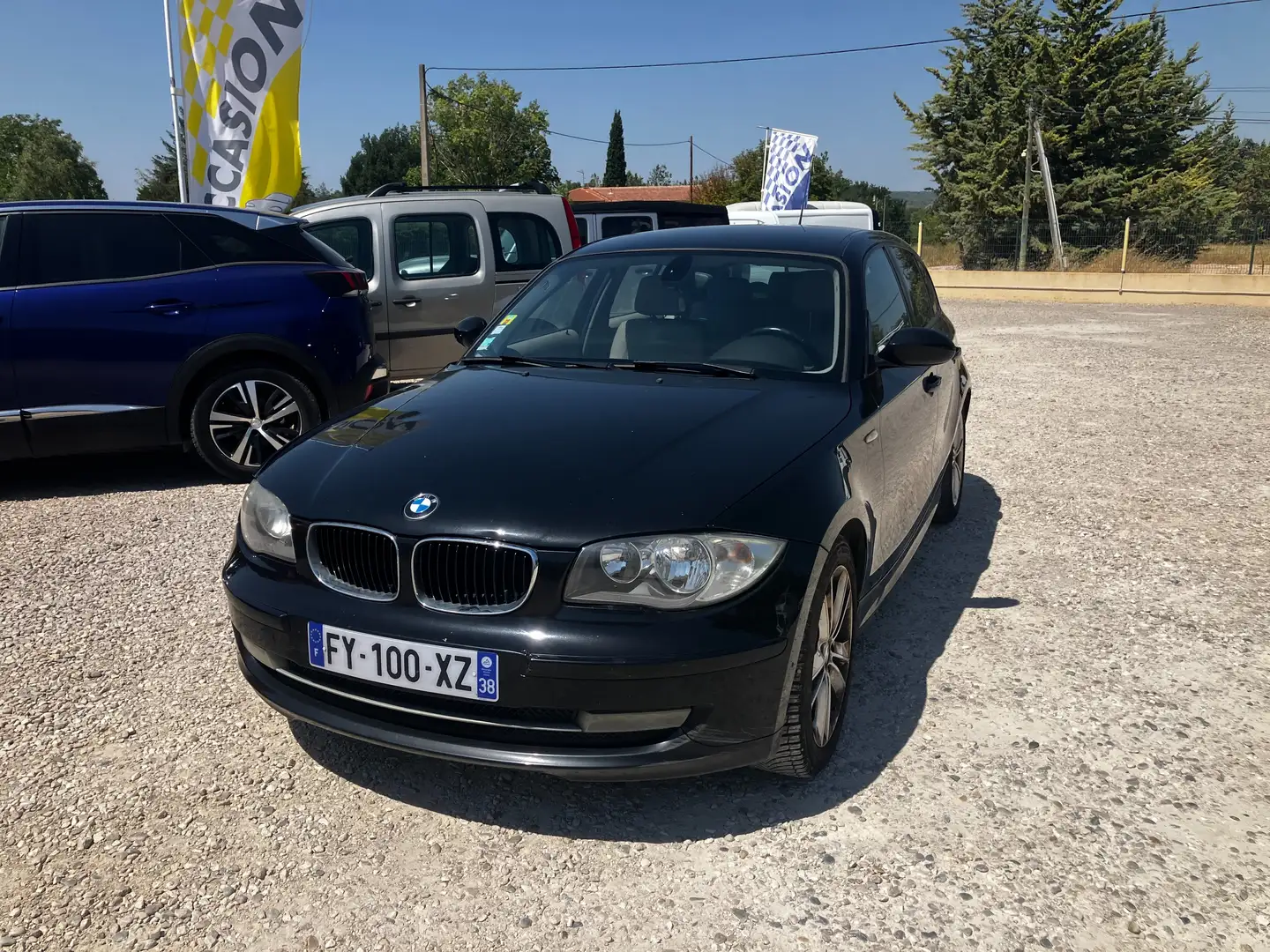 BMW 118 118d 143 ch Confort A Noir - 1