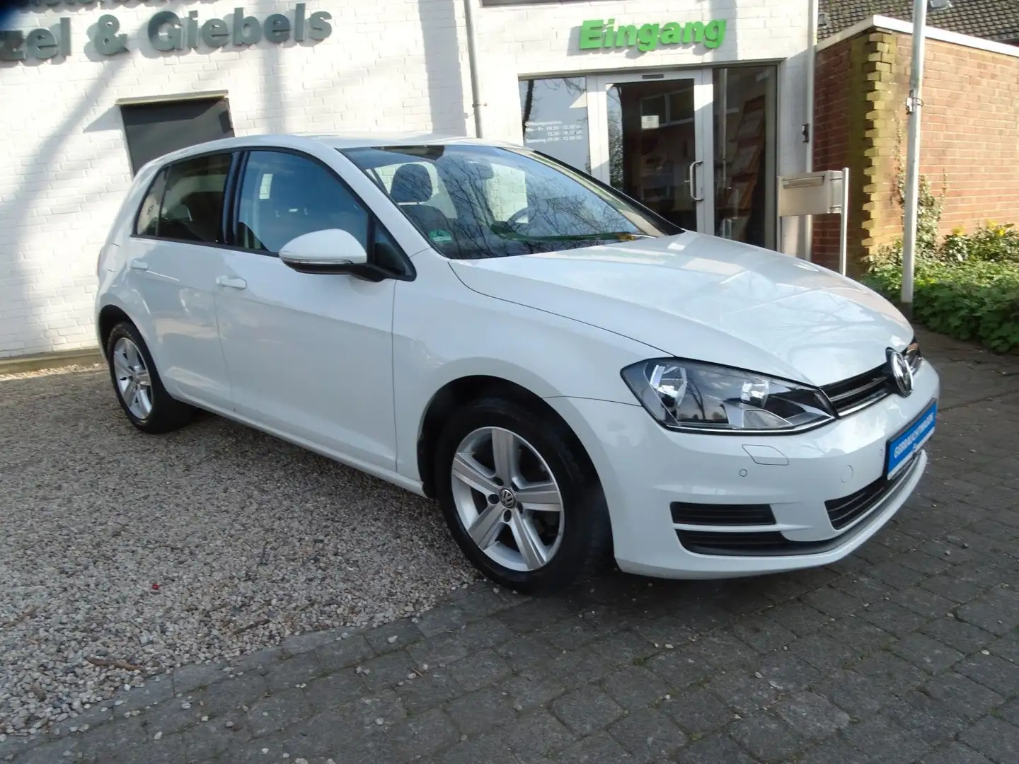 Volkswagen Golf VII Lim. Comfortline  PDC Klima Weiß - 2