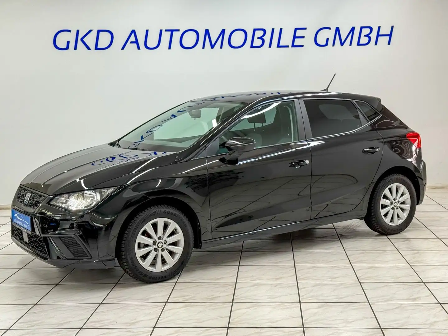 SEAT Ibiza Style*Navi*Klima*1.Hand*Apple|Android*CNG Schwarz - 1