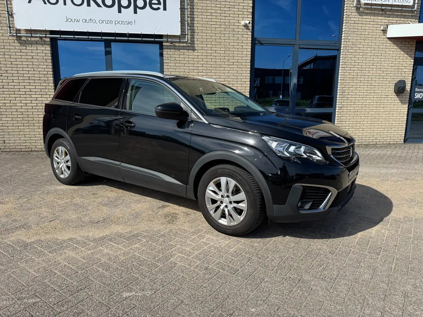 Peugeot 5008 1.2 PureTech Active Noir - 2